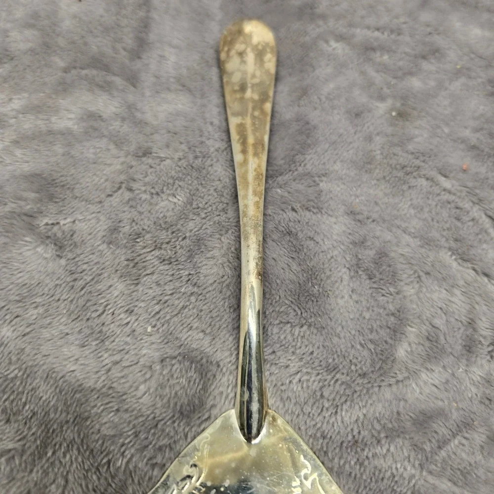 Vintage Silver Plated Etched Floral Cake Server Serrated Pie Slicer‎ 11.25 Inch